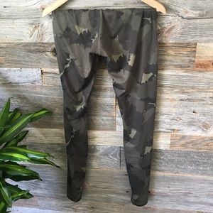 Lululemon camo leggings